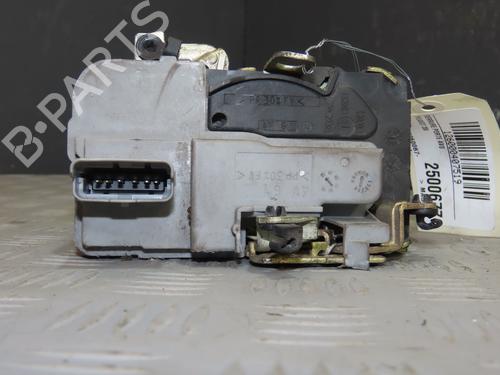 Venstre foran lås PEUGEOT 206 Hatchback (2A/C) 1.4 i (75 hp) 28685218