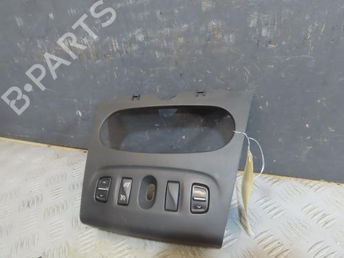 Left front window switch DACIA SANDERO II TCe 90 (B8M1, B8MA, B8AC) | BP31747928I27