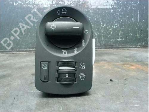 Used Headlight switch AUDI A3 Sportback (8PA) 2.0 TDI 16V (140 hp) 23113847