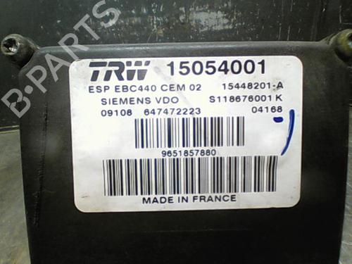 Used ABS pump PEUGEOT 407 (6D_) 3.0 (6DXFVJ) (211 hp) 10760882