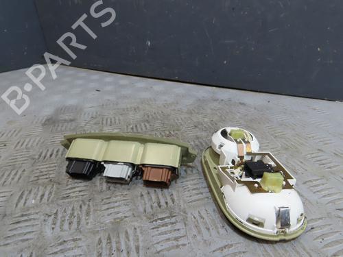 Used Interior roof light RENAULT AVANTIME (DE0_) 2.2 dCi (DE01) (150 hp) 29441588