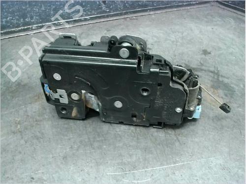 Used Front left lock SKODA OCTAVIA II (1Z3) 1.9 TDI (105 hp) 23115460