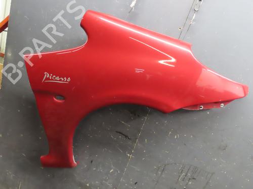 Guarda-lamas direito CITROËN XSARA PICASSO (N68) 2.0 HDi (90 hp) 17134261