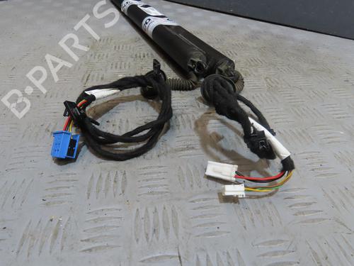 Used Tailgate lift support MERCEDES-BENZ B-CLASS Sports Tourer (W247) B 200 d (247.012) (150 hp) 29263729