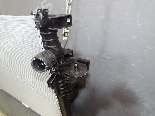 Radiateur à eau Radiateur à eau 36819582 36819582