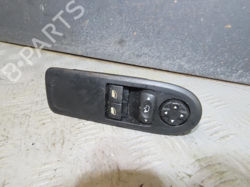 Used Left front window switch Left front window switch PEUGEOT RCZ 2.0 HDi (163 hp) 36682201 36682201