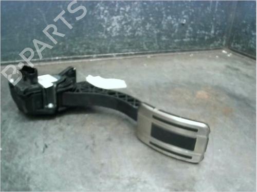 Pedal Pedal PEUGEOT 308 II (LB_, LP_, LW_, LH_, L3_) 1.6 GTi (L35GNH) (272 hp) 15046938 15046938