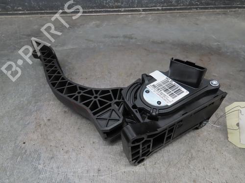 Used Pedal PEUGEOT 308 II (LB_, LP_, LW_, LH_, L3_) 1.5 BlueHDi 130 (131 hp) 17857297