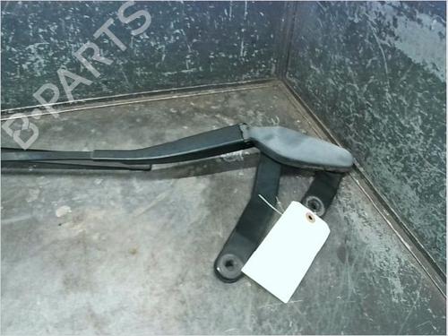 Used Front windshield wiper arm MERCEDES-BENZ E-CLASS (W212) E 220 CDI / BlueTEC (212.001, 212.002) (170 hp) 14873880