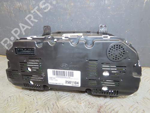Used Instrument cluster HYUNDAI TUCSON (TL, TLE) 1.7 CRDi (116 hp) 31366757
