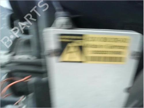 Venstre forlygte NISSAN PRIMERA Hatchback (P12) 2.0 (140 hp) 13030875