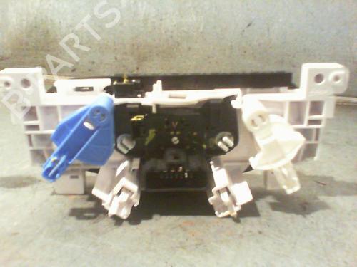 Used Climate control DACIA LOGAN II TCe 90 (L8MA, L8M1, L8AC) (90 hp) 23113808