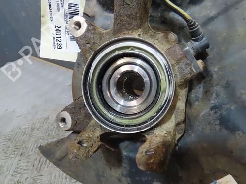 Used Left front steering knuckle TOYOTA LAND CRUISER 90 (_J9_) 3.0 D-4D 4WD (KDJ90_, KDJ95_, KDJ90W, KDJ95W) (163 hp) 29645036
