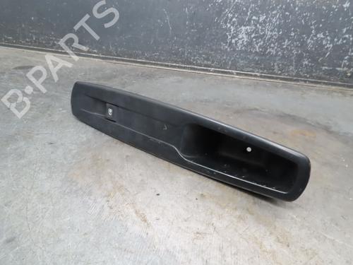 Used Switch RENAULT SCÉNIC III (JZ0/1_) 1.5 dCi (110 hp) 18034611