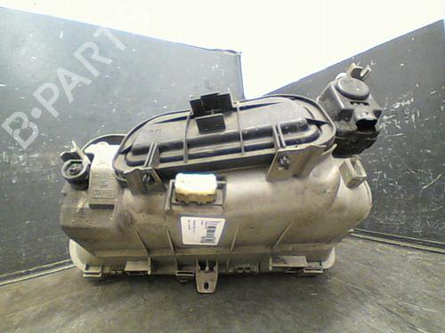 Used Right headlight PEUGEOT 806 (221) 2.1 td 12V (109 hp) 10767964