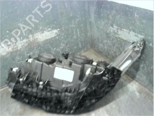 Used Right headlight RENAULT LAGUNA II (BG0/1_) 1.9 dCi (BG1A, BG1V) (130 hp) 11412931