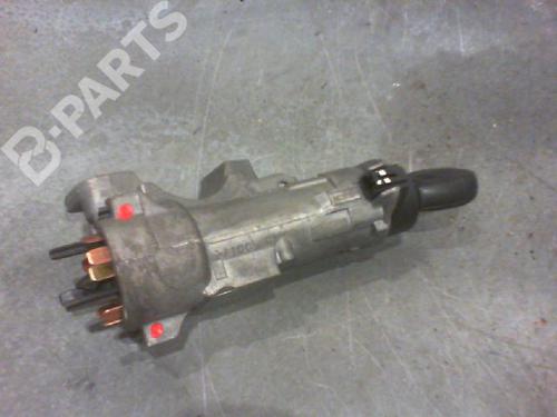 Ratlås/Tændingslås SEAT IBIZA III (6L1) 1.4 TDI (70 hp) 11210519