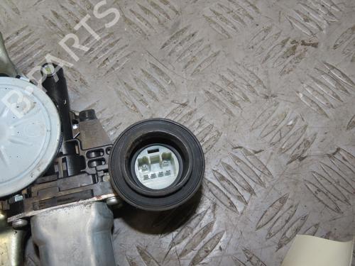 Front right window mechanism TOYOTA RAV 4 III (_A3_) 2.2 D 4WD (ALA30_, ALA30R) | BP26916924C23