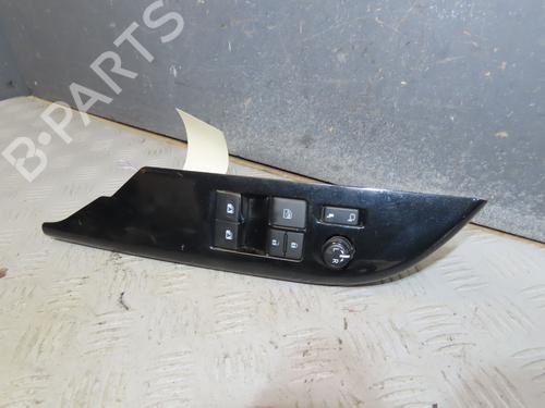Pulsantiera anteriore sinistra Pulsantiera anteriore sinistra TOYOTA HILUX VIII Pickup (_N1_) 2.8 TD 4WD (GUN126) (204 hp) 36510737 36510737