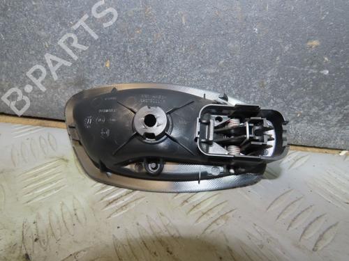 Used Front left interior door handle Front left interior door handle RENAULT MEGANE III Grandtour (KZ0/1) 1.5 dCi (KZ09, KZ0D, KZ1G, KZ29, KZ14, KZ1W, KZ10, KZ1F,... (110 hp) 36657524 36657524