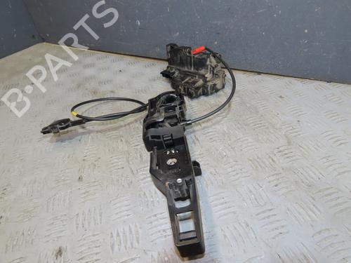 right-front-door-renault-clio-iv-bh_-2012-2013-2014-2015-2016-2017-2018-2019-2020-2021-33477484 main image