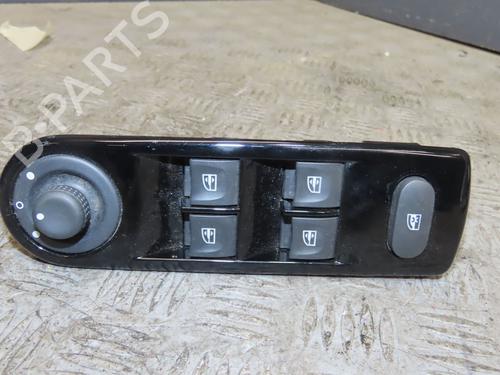 Left front window switch RENAULT CLIO IV (BH_) 1.5 dCi 75 | BP25622740I27 