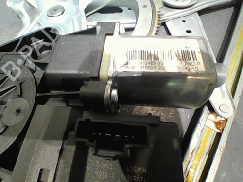 Used Front right window mechanism Front right window mechanism RENAULT MEGANE III Hatchback (BZ0/1_, B3_) 1.5 dCi (BZ0C) (90 hp) 10764349 10764349