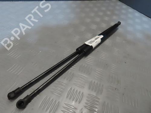 Used Tailgate lift support BMW 1 (F21) M 135 i (326 hp) 19069117