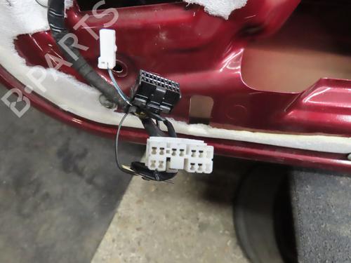 Used Left front door ALFA ROMEO GT (937_) 1.9 JTD (937CXN1B) (150 hp) 16555479