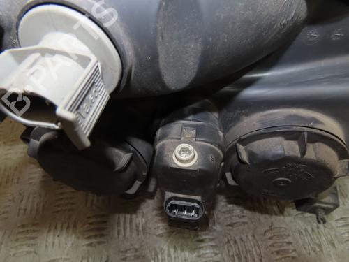 Used Left headlight RENAULT SCÉNIC I MPV (JA0/1_, FA0_) 1.6 (JA00, JA16, JA15, JA19, JA1V, JA2B, JA2C, JA0B,... (107 hp) 31077260