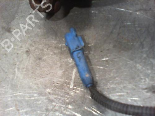 Used Right front steering knuckle Right front steering knuckle PEUGEOT 207 (WA_, WC_) 1.6 HDi (90 hp) 23112967 23112967