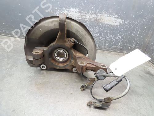 Used Right front steering knuckle MITSUBISHI OUTLANDER II (CW_W) 2.0 DI-D (CW8W) (140 hp) 23112941