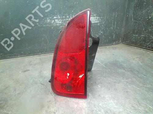 Used Rear fog light RENAULT ESPACE IV (JK0/1_) 2.0 dCi (JK01, JK02, JK1J, JK1K, JK1H) (150 hp) 10769114