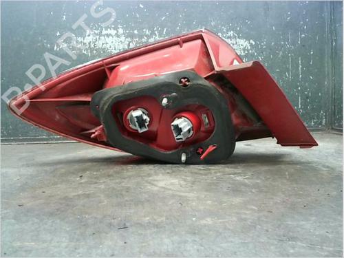 Used Right taillight Right taillight 11693916 11693916
