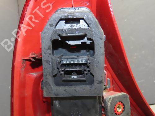 Used Right taillight RENAULT CLIO II (BB_, CB_) 1.2 (BB0A, BB0F, BB10, BB1K, BB28, BB2D, BB2H, CB0A,... (58 hp) 26701856