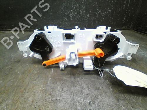Used Climate control PEUGEOT 208 I (CA_, CC_) 1.0 VTi (68 hp) 10762308