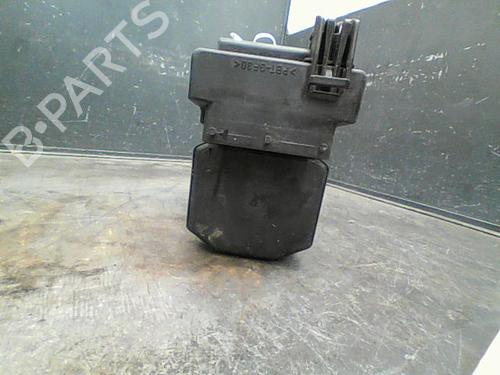 Used ABS pump RENAULT SCÉNIC I MPV (JA0/1_, FA0_) 1.9 dCi RX4 (102 hp) 23113080