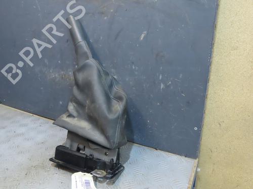 Parkbremsarm/handtak Parkbremsarm/handtak RENAULT TRAFIC II Van (FL) 2.0 dCi 115 (FL01, FL0U, FL00, FL0H, FL0M) (114 hp) 34229674 34229674