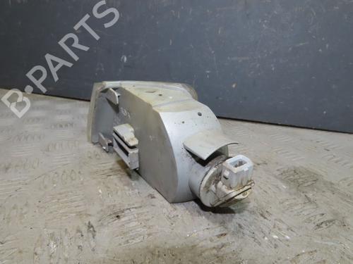 right-front-indicator-citroen-xantia-x1_-x2_-1993-1994-1995-1996-1997-1998-1999-2000-2001-2002-2003-32179098 main image