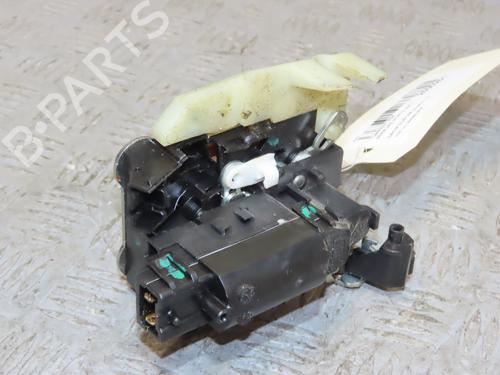 Høyre foran lås DACIA DUSTER (HS_) 1.2 TCe 125 (125 hp) 24624835