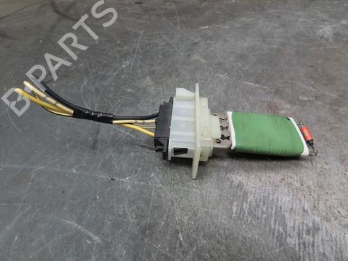 Used Heater resistor TOYOTA AYGO (_B1_) 1.0 (KGB10_, KGB10R) (68 hp) 16242511