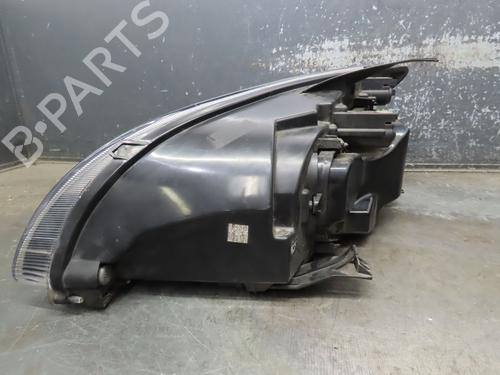 Used Right headlight FORD FOCUS II (DA_, HCP, DP) 2.0 TDCi (136 hp) 16637526