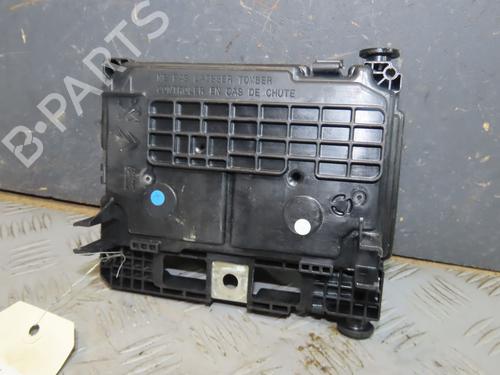 Used Fuse box Fuse box CITROËN C3 I (FC_, FN_) 1.4 HDi (68 hp) 33059272 33059272