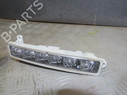 Used Left daytime light Left daytime light 39251623 39251623