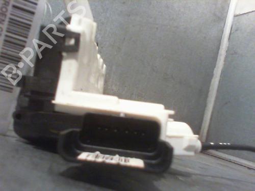 Højre fortil lås CITROËN C3 II (SC_) 1.4 VTi 95 (95 hp) 23115438