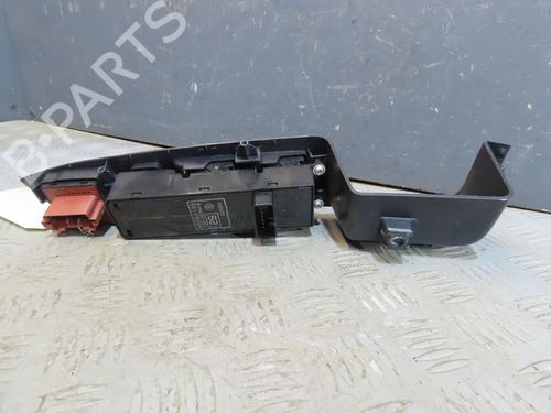 left-front-window-switch-citroen-c-crosser-vu_-vv_-2007-2008-2009-2010-2011-2012-32200780 main image