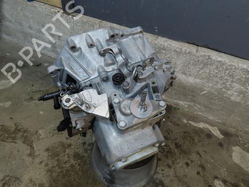 Getriebe für Getriebe PEUGEOT 3008 I MPV (0U_) 1.6 HDi (109 hp) 19725555 19725555