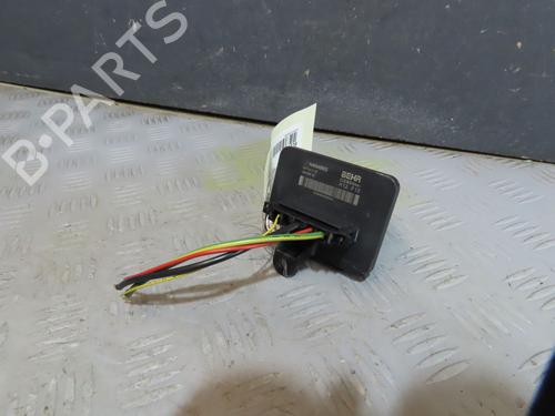Used Heater resistor Heater resistor PEUGEOT 308 SW II (LC_, LJ_, LR_, LX_, L4_) 1.6 BlueHDi 100 (99 hp) 33744748 33744748
