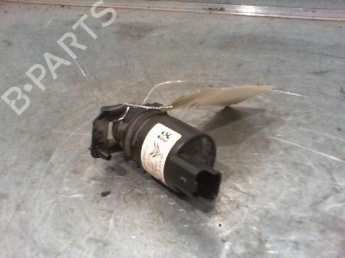 Washer pump PEUGEOT 407 (6D_) 2.0 HDi (6DRHLG, 6DRHLE) | BP23117061E24