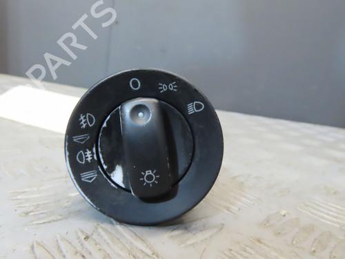 Used Headlight switch AUDI A4 B7 Avant (8ED) 2.0 TDI quattro (170 hp) 19025185